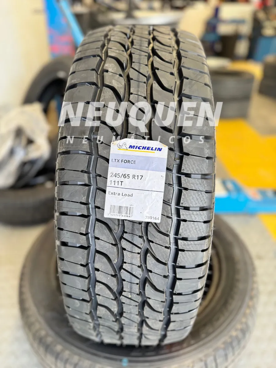 Michelin LTX Force